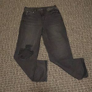 American eagle black long boyfriend ripped jeans